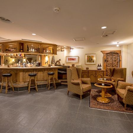 Silvretta Parkhotel Клостерс Екстериор снимка