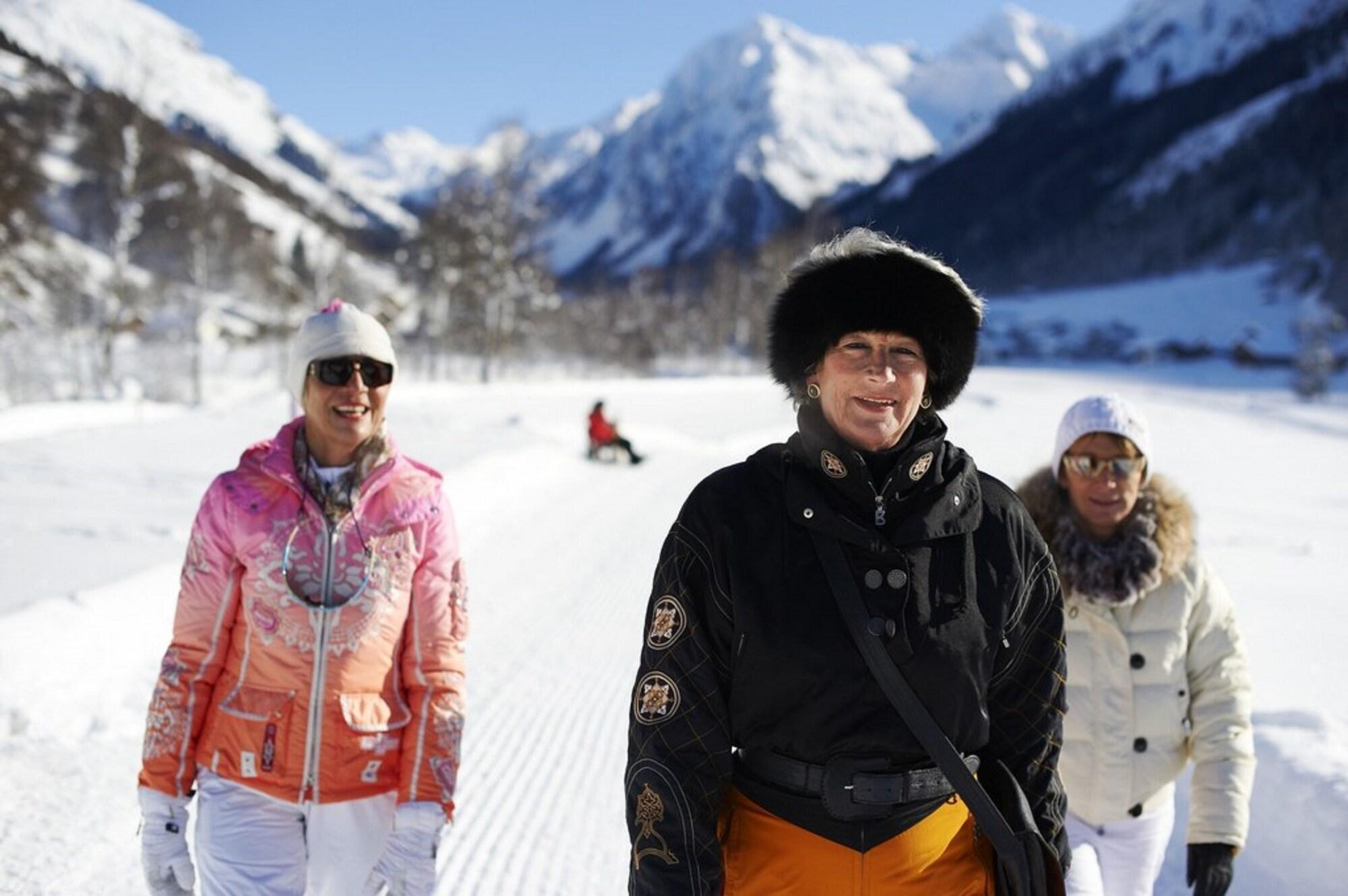 Silvretta Parkhotel Клостерс Екстериор снимка