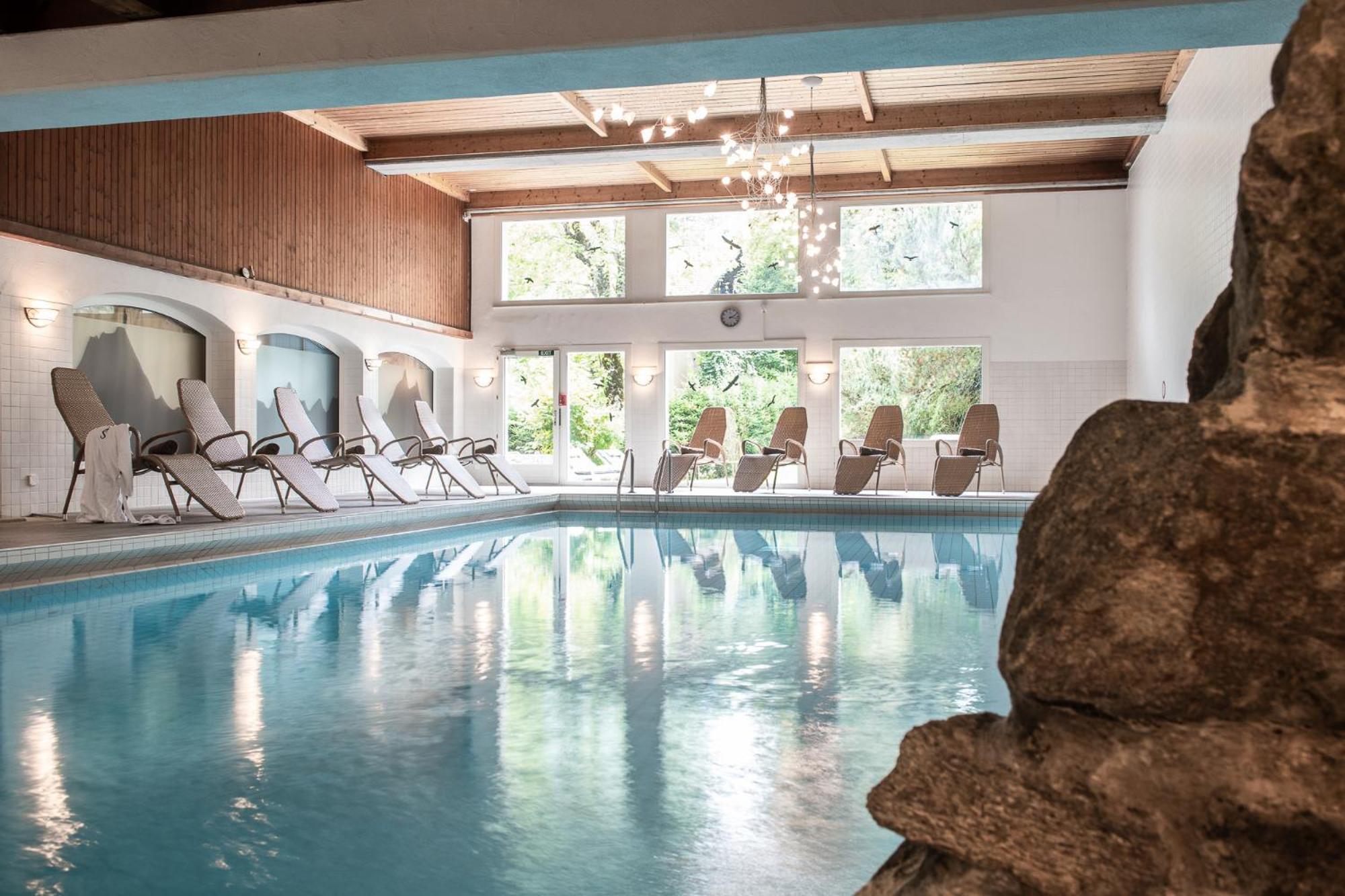Silvretta Parkhotel Клостерс Екстериор снимка