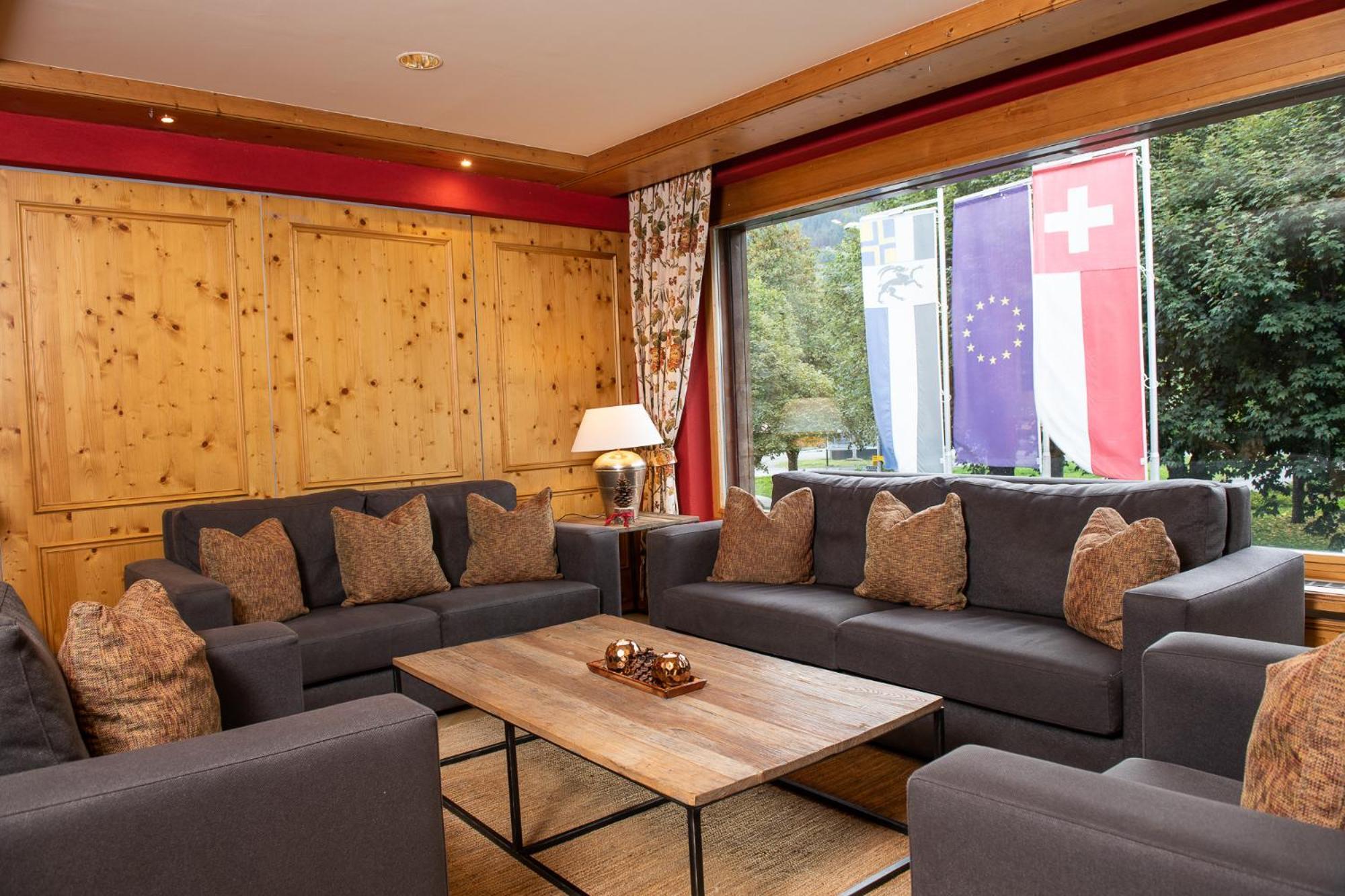 Silvretta Parkhotel Клостерс Екстериор снимка